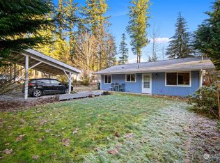 8274 Golden Valley Blvd, Maple Falls, WA 98266
