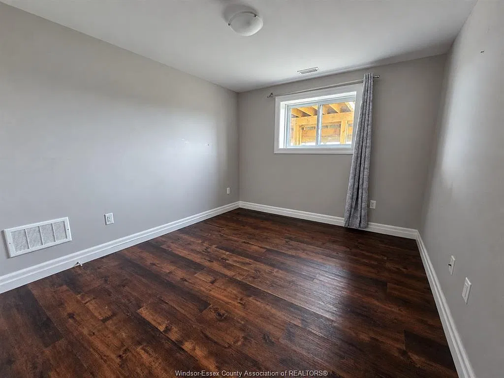 2 bed, $1,700 — Photo 4