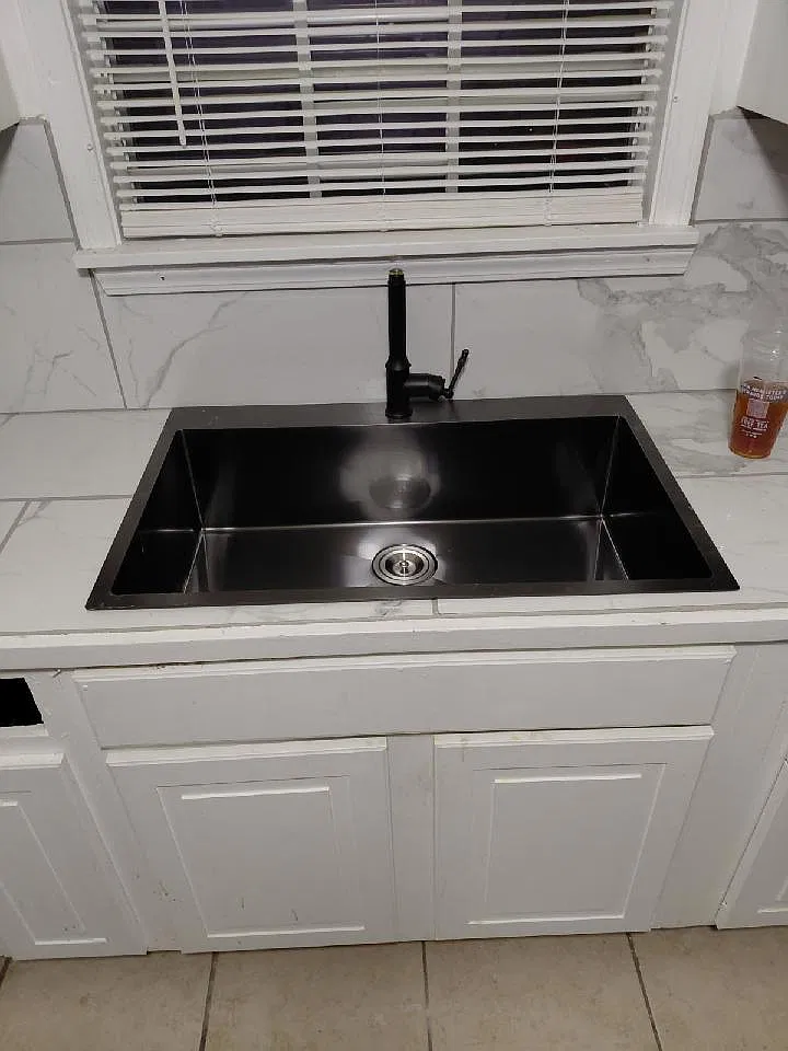 3 bed, 1.5 bath, $1,100 — Photo 4