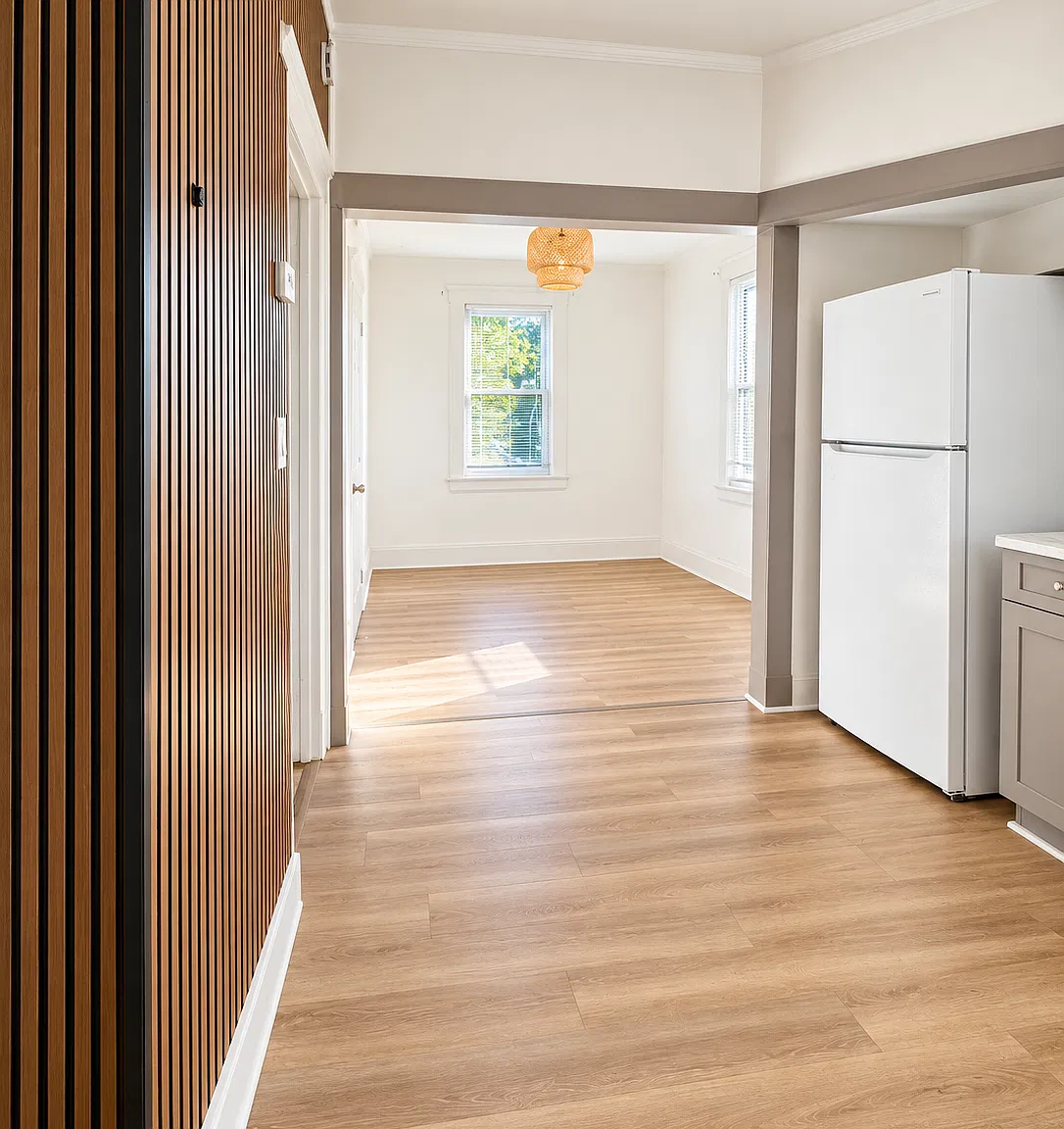 2 bed, 700 sqft, $2,100 — Photo 4