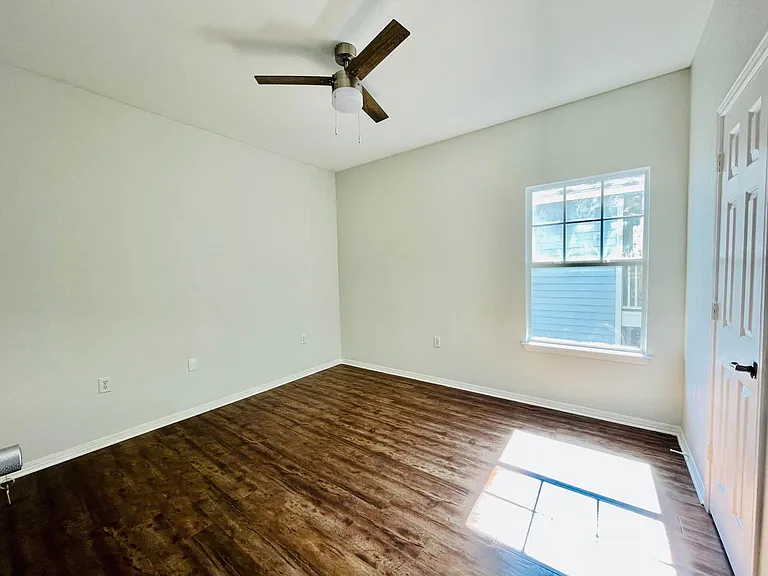 5301 Delores Ave — Photo 8