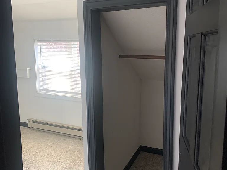 5 Leonard Ave #2 — Photo 6
