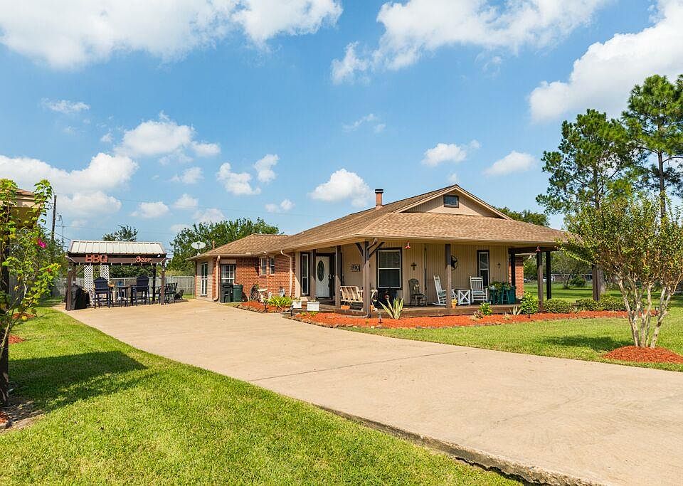 1st image of 12617 Ponderosa Dr