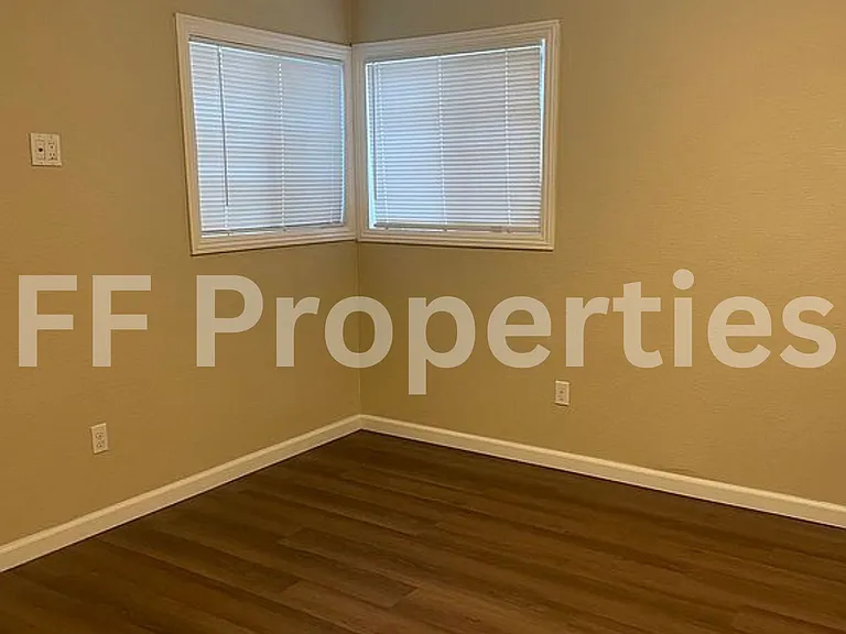 35151 Lucerne St #2 — Photo 5