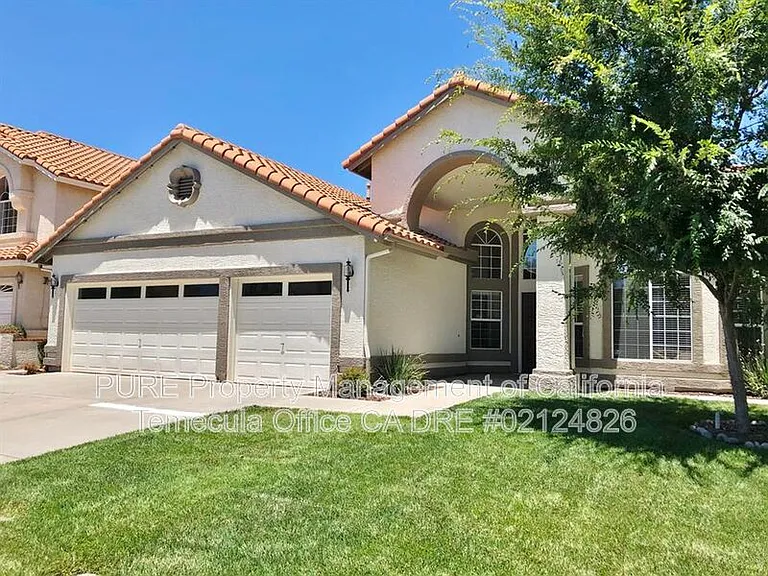 31374 Corte Tunas — Photo 4
