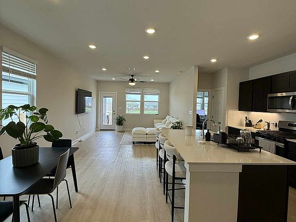 3rd image of 13211 Swift Wind Dr