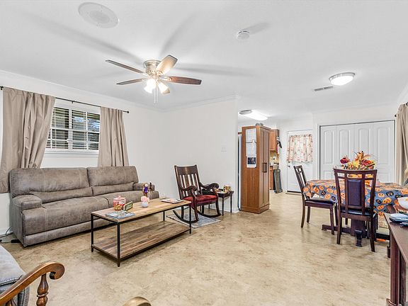 4th image of 3774 Ridgemont Dr