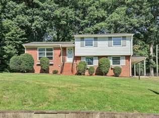 1232 Peck Rd, North Chesterfield, VA 23235
