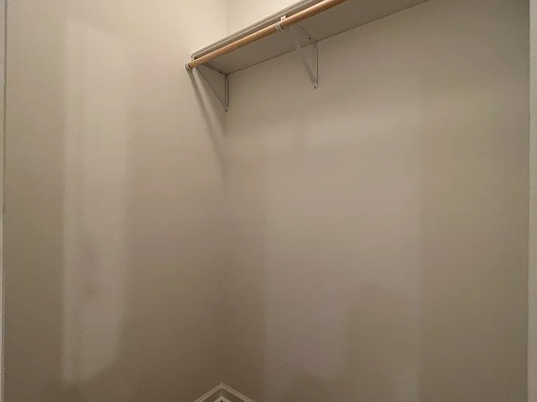154 Island Bluff Dr — Photo 13