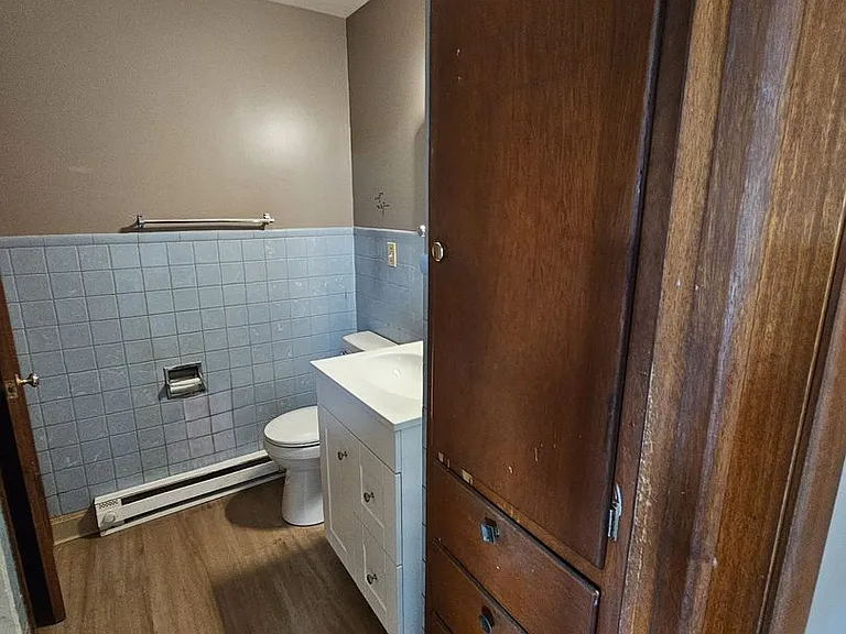 839 Cedar St #4 — Photo 7