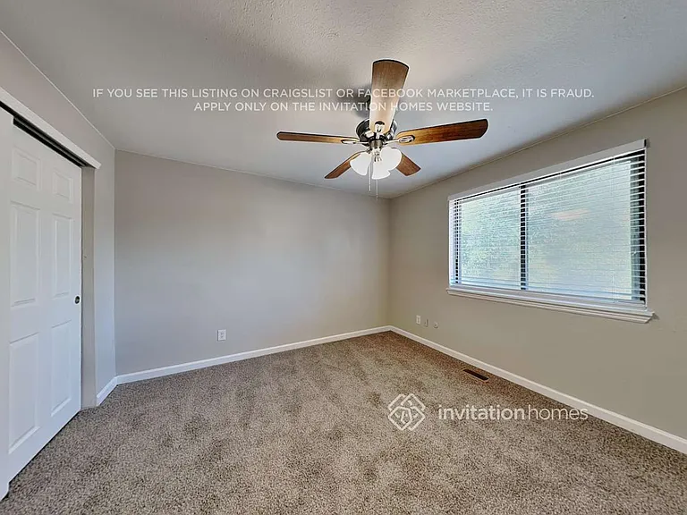 11762 Albion St — Photo 9