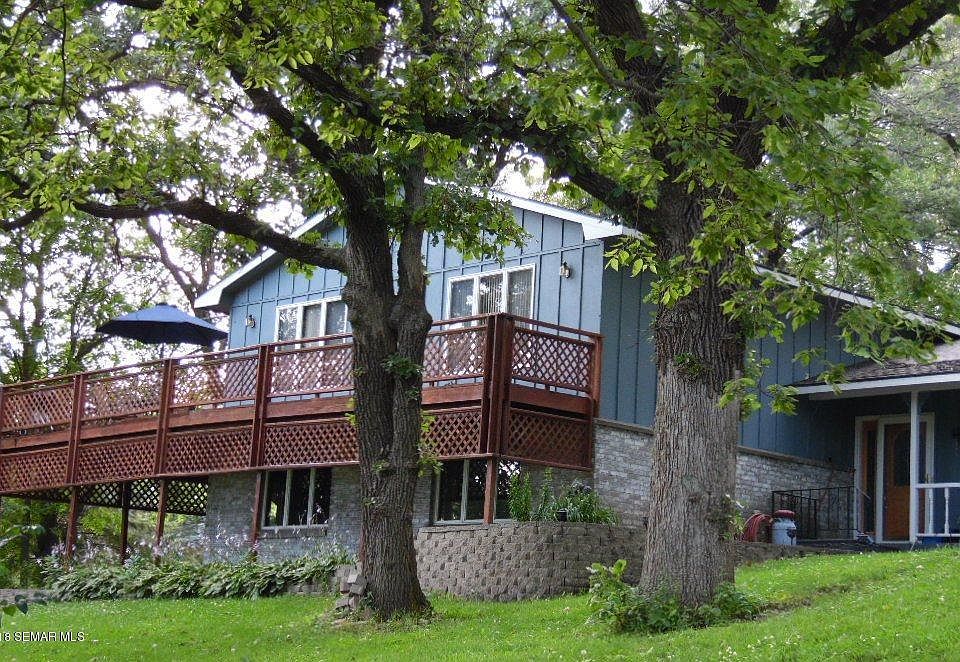 1st image of 2415 Island View Dr