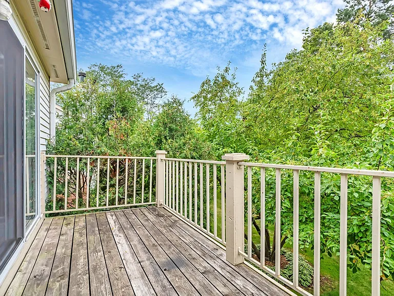 166 Stirling Ln #V2 — Photo 8