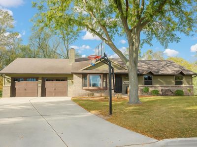 2389 Curtis Ct, Green Bay, WI, 54311