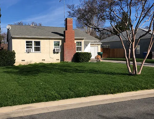 4645 Gardena Dr Photo 1