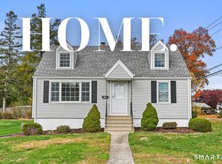 680 Jennings Rd, Fairfield, CT 06824
