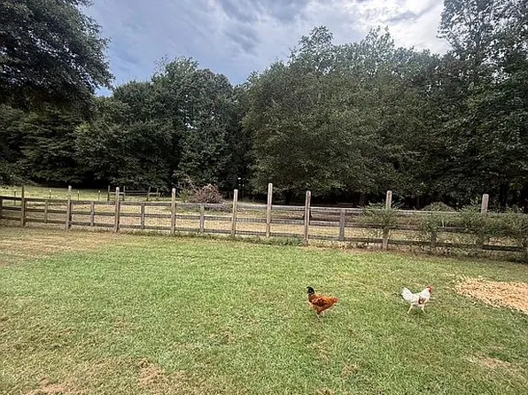 270 Jordan Rd, Byron, GA 31008