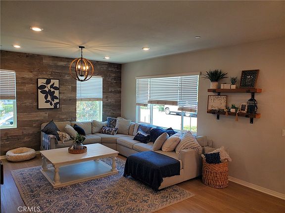 4th image of 16035 Osprey Ave