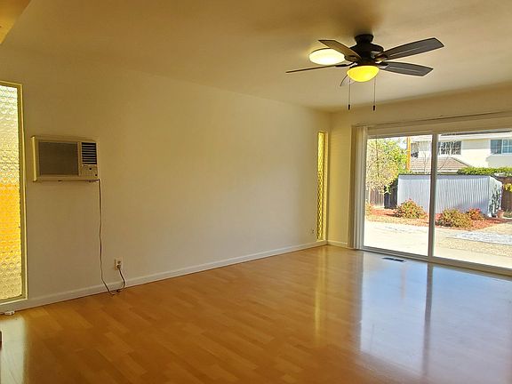 4th image of 10638 Gardena Ct #10638