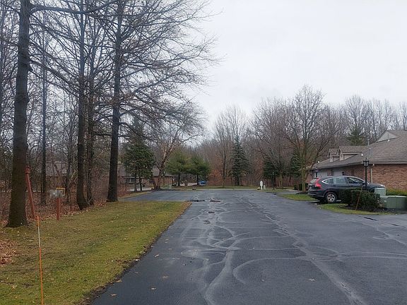 5th image of 2816 Shakespeare Ln