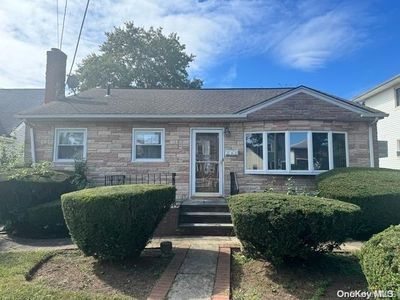 189 Sylvester Street, Westbury, NY, 11590