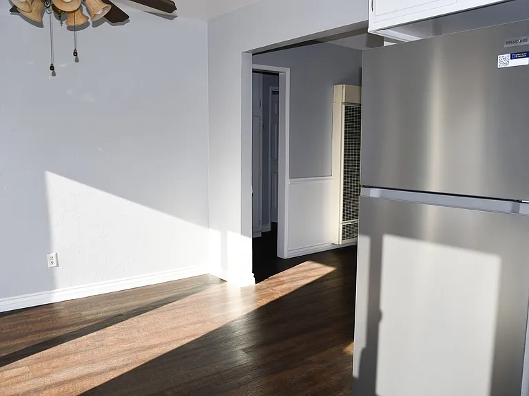 660 S Glassell St #107 — Photo 33