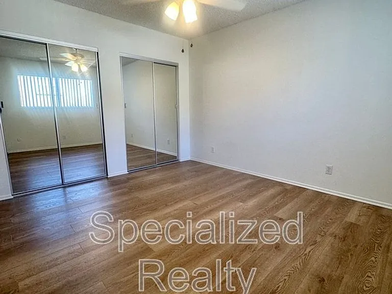 824 E Windsor Rd — Photo 6