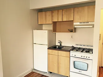 Rented by I Stay NY LLC