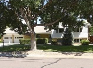 538 Newark St, Aurora, CO 80010
