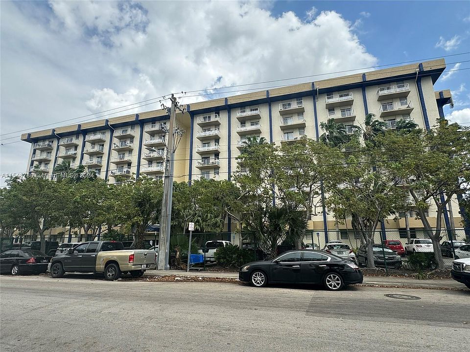1st image of 801 NW 47th Ave APT 215W