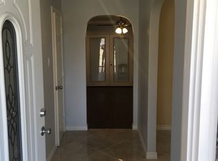 926 Magnolia Ln, Lancaster, TX 75146