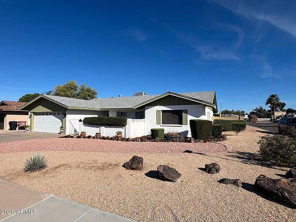 3rd image of 8220 E MONTEBELLO Avenue