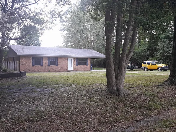 604 E Lawson St, Hahira, GA 31632