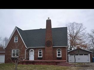 1542 W McCord St, Centralia, IL 62801
