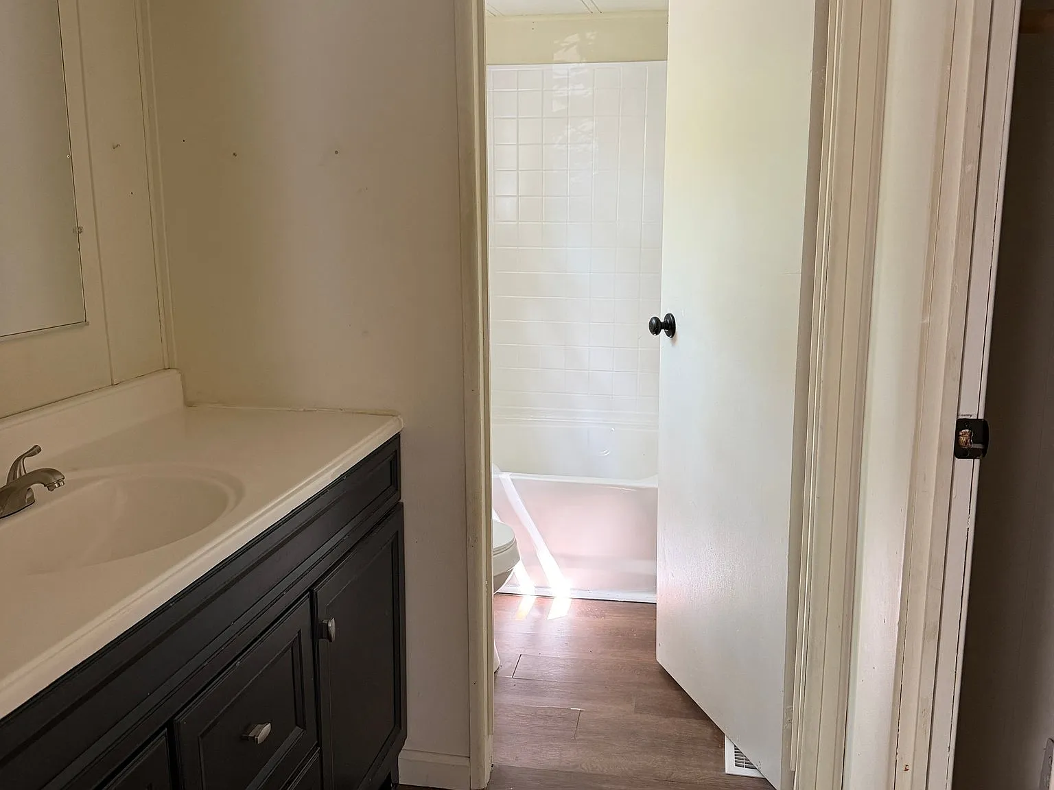 7170 Winchester Ave — Photo 4