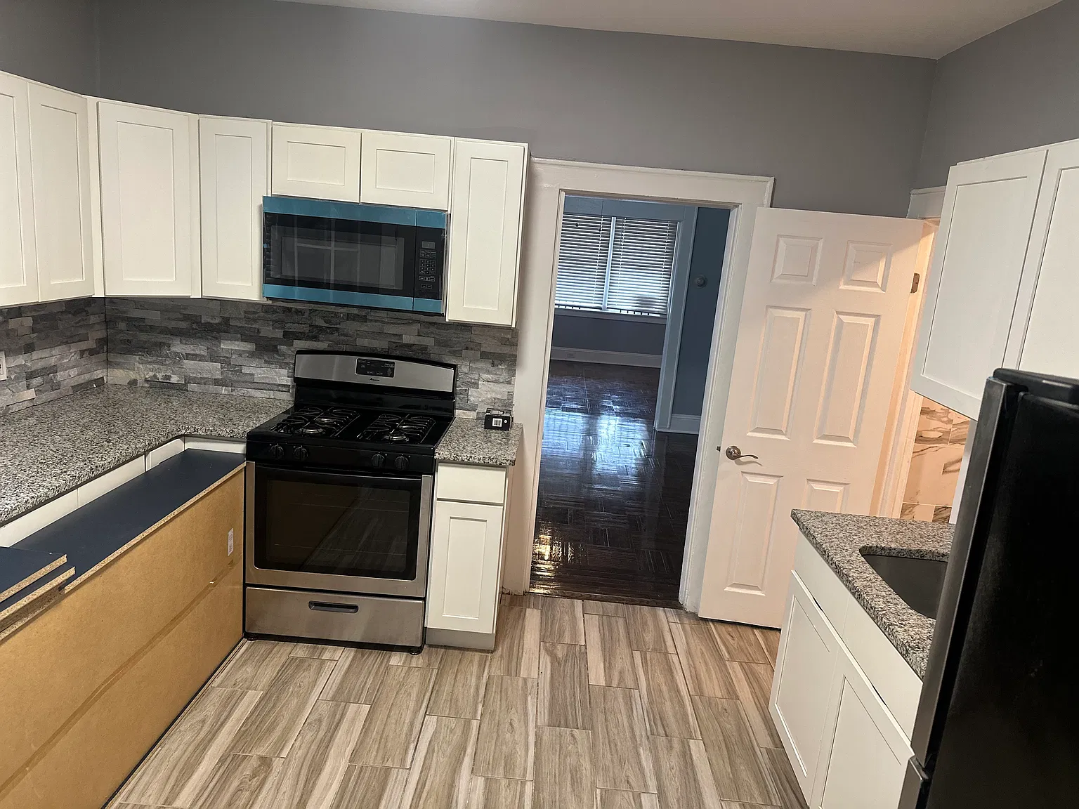 68 Wolf Pl — Photo 4
