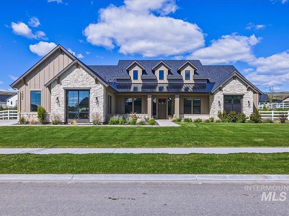 1st image of 7664 W Diamond Lake Dr