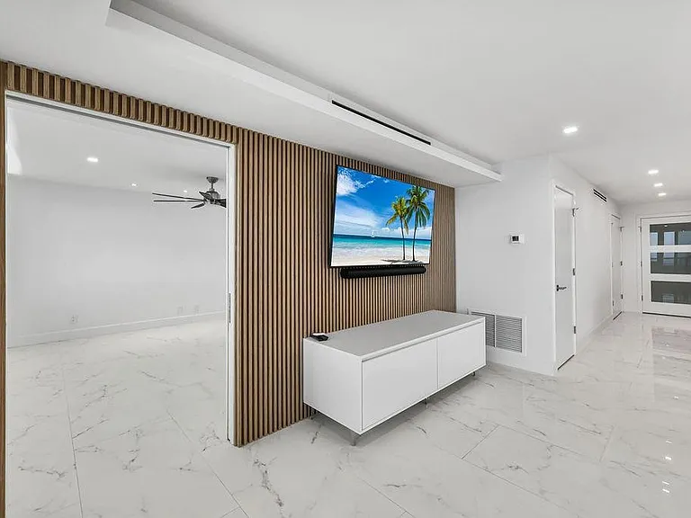 545 S Fort Lauderdale Beach Blvd #1701 — Photo 6