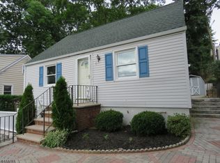 6 Valley View Rd, Rockaway Boro, NJ 07866