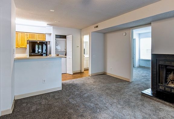 Kitchen/Living Area-Classic