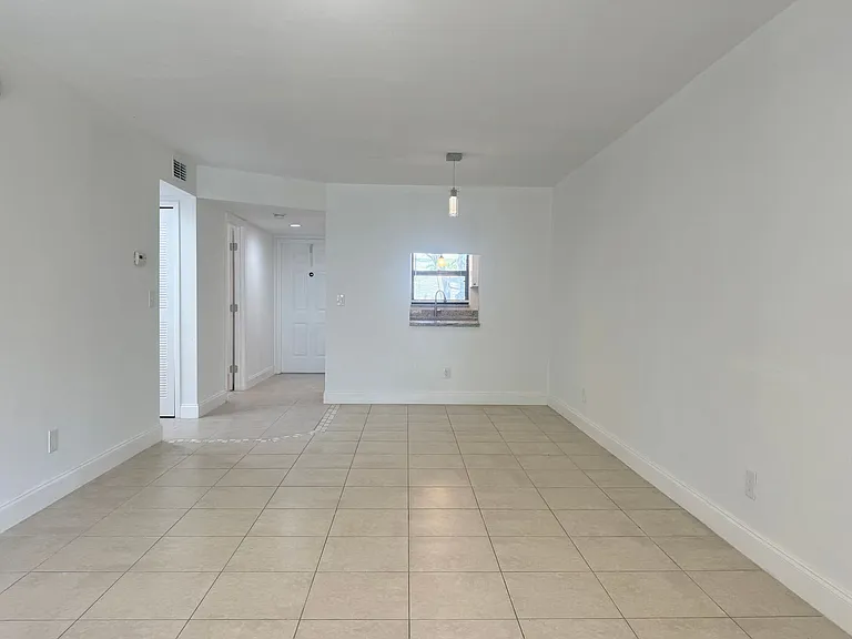 130-136 Cape Coral Pkwy W — Photo 27