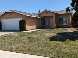 578 S Creekside St, Porterville, CA 93257