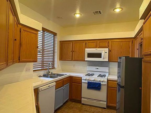 2nd image of 5155 W Tropicana Ave Unit 2068