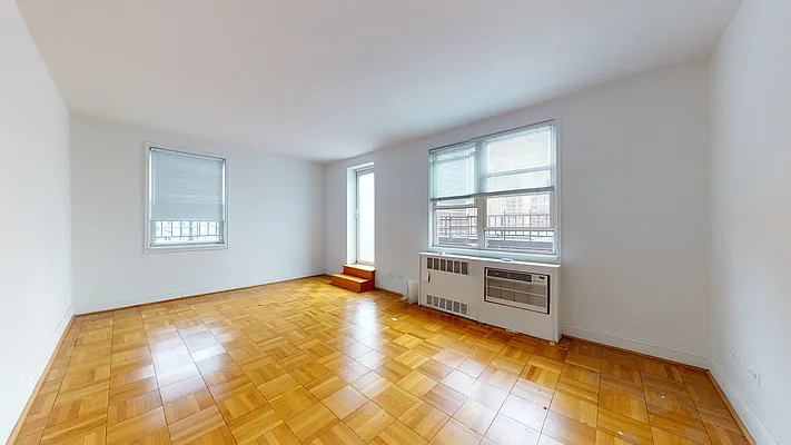 Rented by Bond New York | media 9