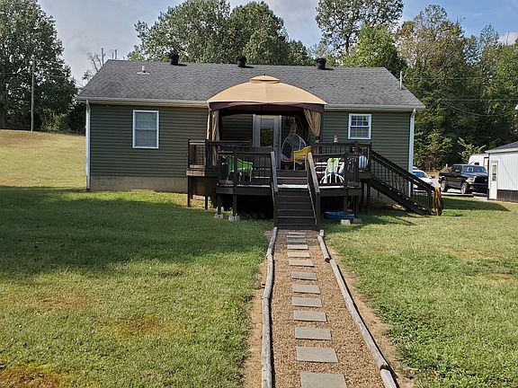 4th image of 170 Wolcut Ln