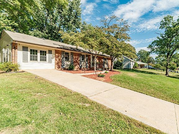 2nd image of 2708 Westhaven Pl