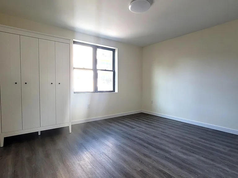 140 Amherst St #1 — Photo 8