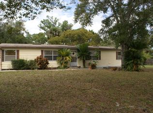 156 N 2nd St, Oak Hill, FL 32759