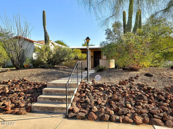 2702 E 7th St, Tucson, AZ 85716