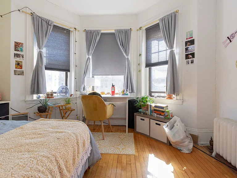 57 Brighton Ave #10 — Photo 1